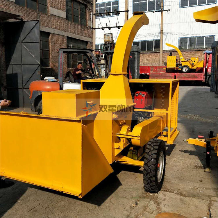 <a href='http://m.xianhfw.com' target='_blank'><span><a href='http://m.xianhfw.com/1/229.html' target='_blank'><span>樹枝粉碎</span></a>機</span></a>客戶發貨現場