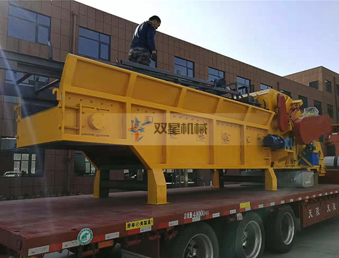 模板破碎機(jī)1200型設(shè)備發(fā)貨現(xiàn)場(chǎng)