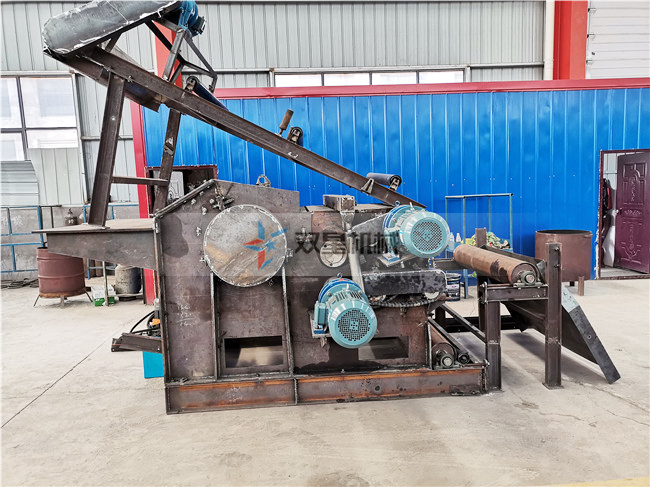 工地模板破碎機設備現場拍攝