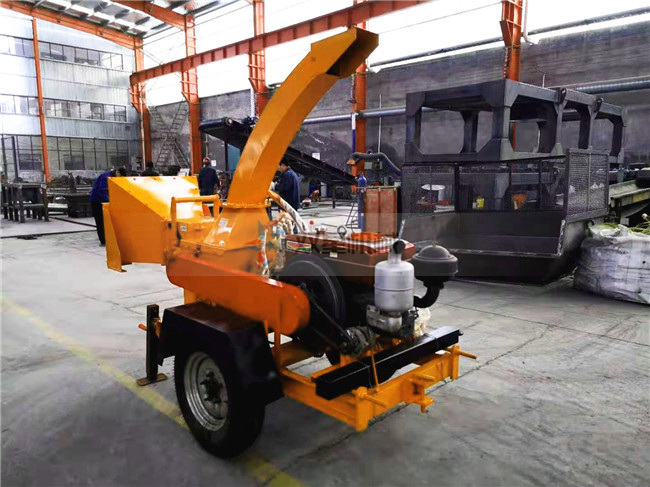 移動樹枝粉碎機|園林樹枝粉碎機發貨現場