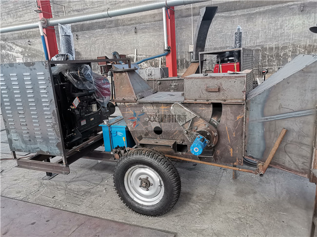 樹枝粉碎機是解決城市綠化、樹枝修剪中最佳的園林機械