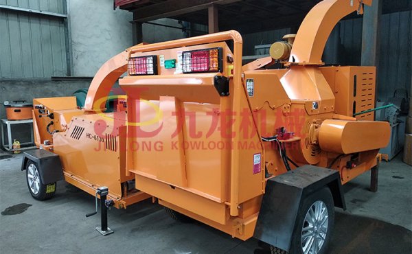 移動式木材粉碎機樹枝粉碎機廠家是綠化行業的產品之一