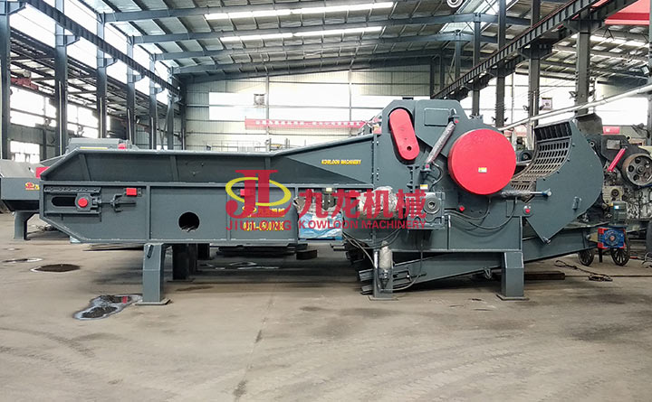 大型樹(shù)枝粉碎機(jī) 大型樹(shù)枝粉碎機(jī)