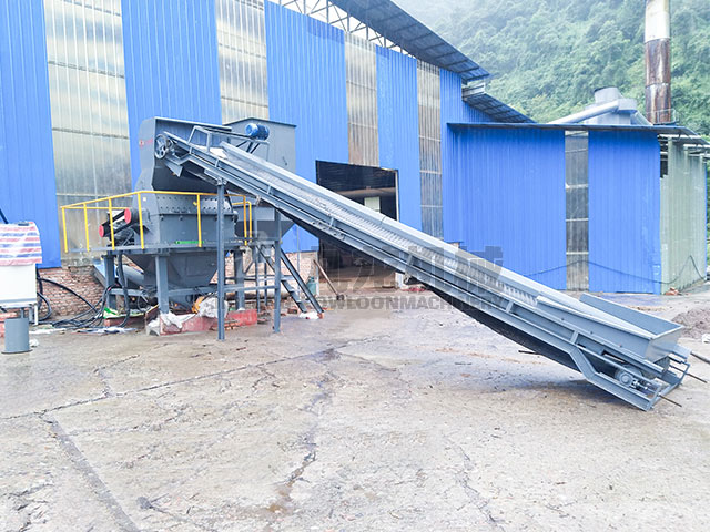 <a href='http://m.xianhfw.com' target='_blank'><span>木材粉碎機</span></a> 木材粉碎機