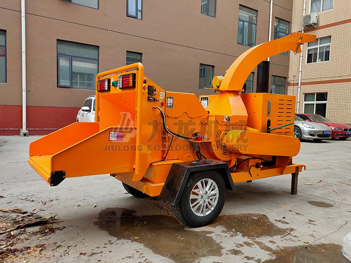 <a href='http://m.xianhfw.com/1/260.html' target='_blank'><span>園林<a href='http://m.xianhfw.com' target='_blank'><span><a href='http://m.xianhfw.com/1/229.html' target='_blank'><span>樹枝粉碎</span></a>機</span></a></span></a> 園林樹枝粉碎機