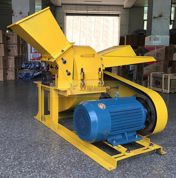 山東鋸末粉碎機如<a href='http://m.xianhfw.com' target='_blank'><span><a href='http://m.xianhfw.com/1/229.html' target='_blank'><span>樹枝粉碎</span></a>機</span></a>何減少故障次數?