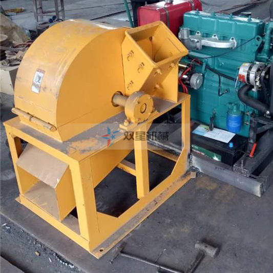 貴州木頭粉碎機<a href='http://m.xianhfw.com' target='_blank'><span><a href='http://m.xianhfw.com/1/229.html' target='_blank'><span>樹枝粉碎</span></a>機</span></a>廠家日常應該怎么保養?